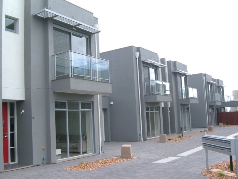 Unit 5/19-27 St Kitts Place, Mawson Lakes SA 5095