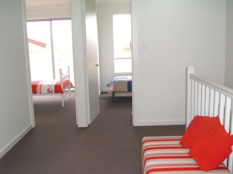 Unit 5/19-27 St Kitts Place, Mawson Lakes SA 5095