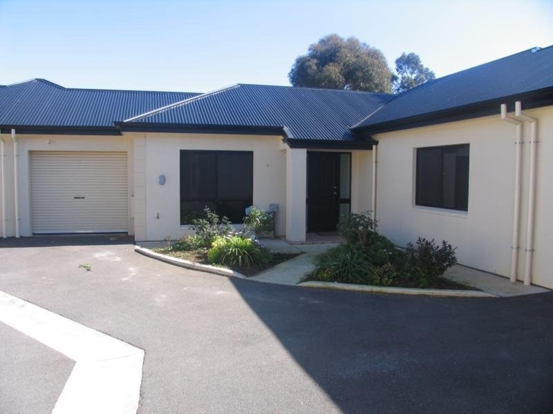 2/155 Nelson Road, Para Vista SA 5093