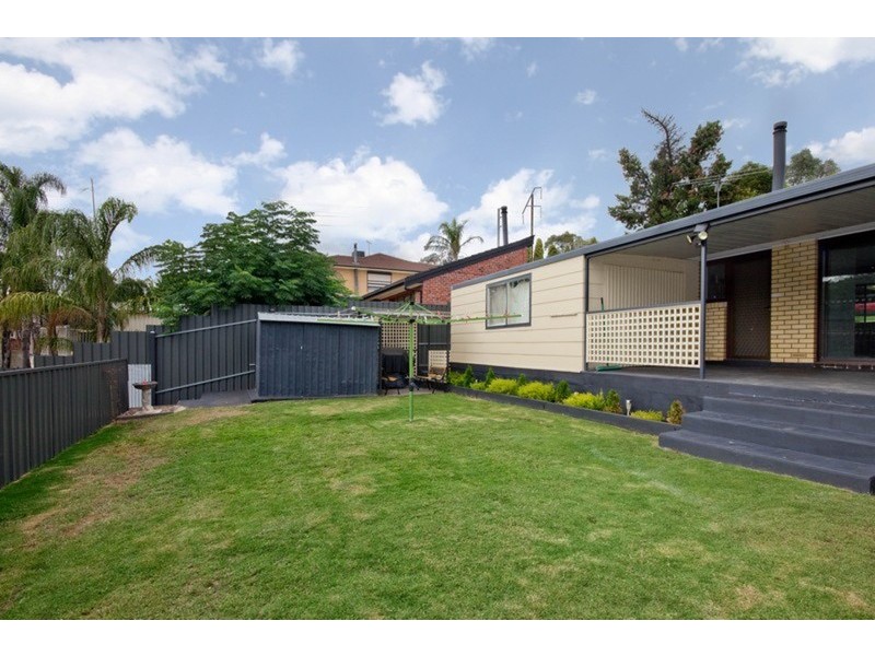 22 Gondola Grove, Para Hills SA 5096