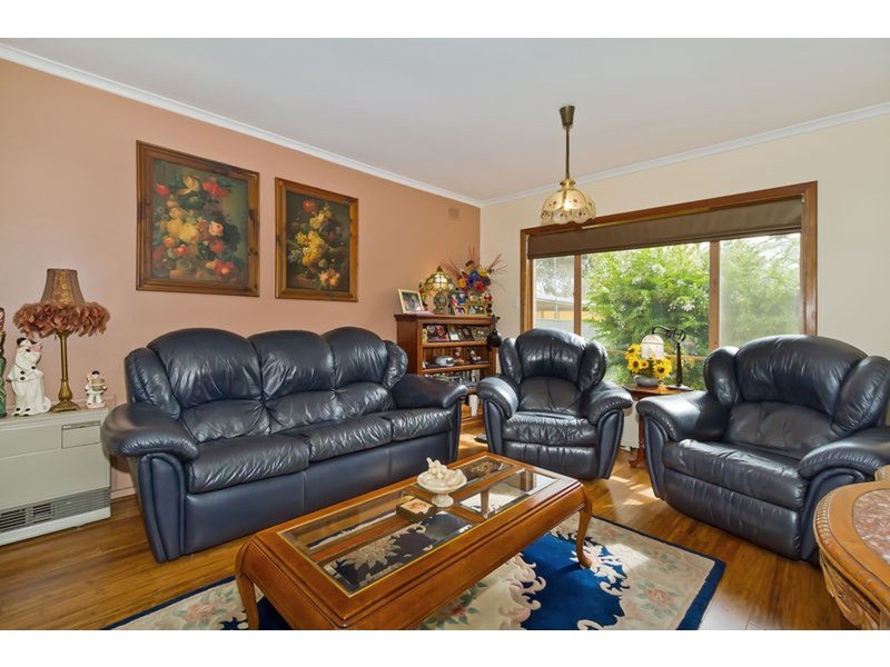 11 Rowe Street, Para Hills SA 5096