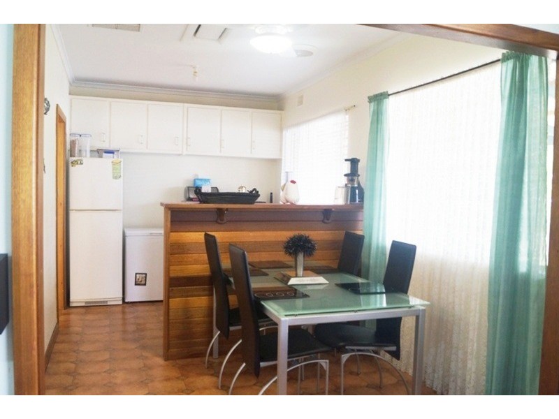 5 Parslow Road, Para Hills SA 5096