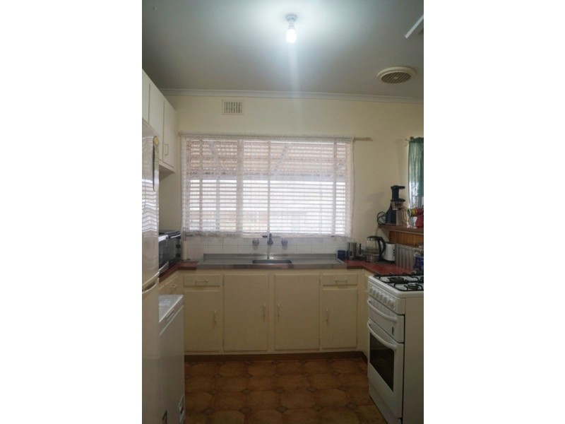 5 Parslow Road, Para Hills SA 5096