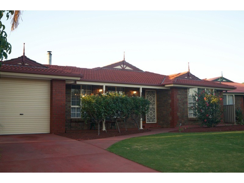 2 Oakvale Place, Wynn Vale SA 5127