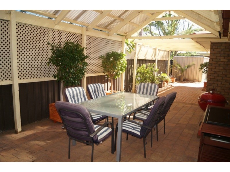 2 Oakvale Place, Wynn Vale SA 5127