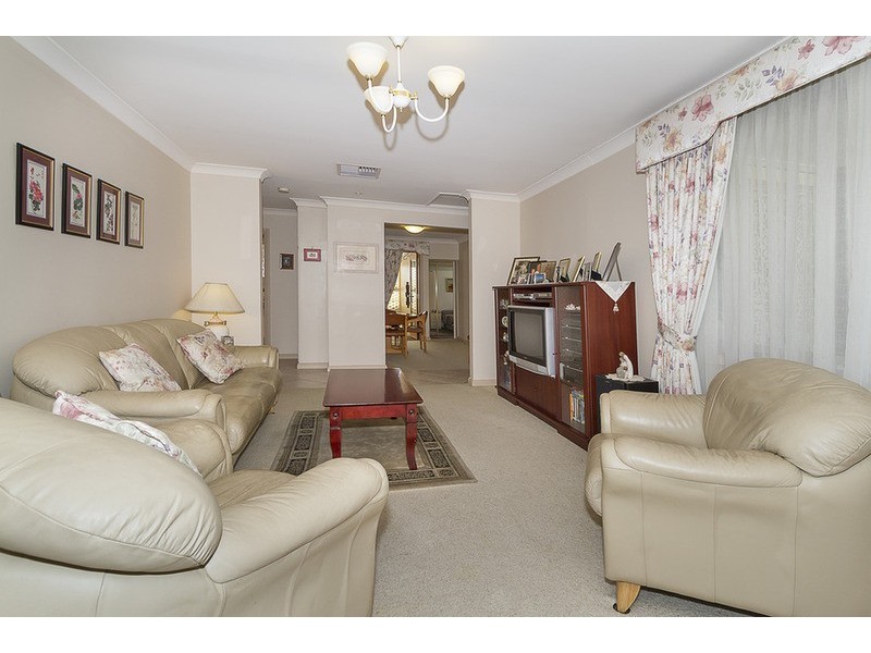 17 Mataro Avenue, Ingle Farm SA 5098
