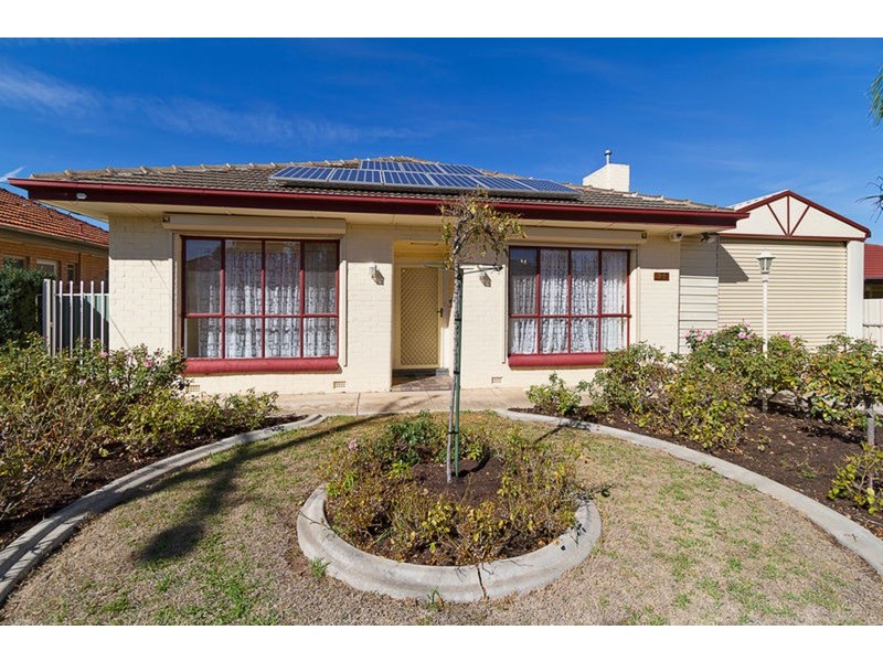 21 Windsor Avenue, Clearview SA 5085