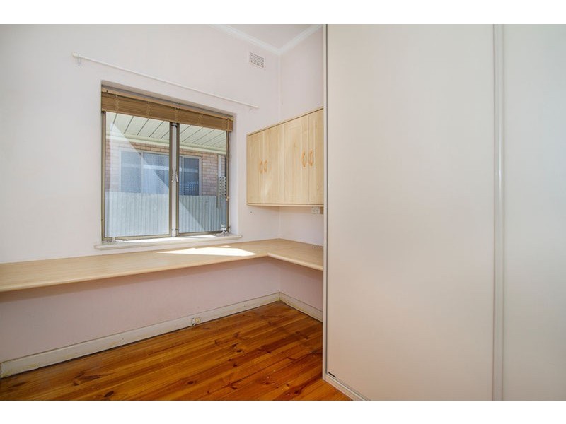 21 Windsor Avenue, Clearview SA 5085