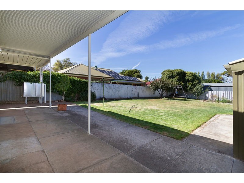 21 Windsor Avenue, Clearview SA 5085