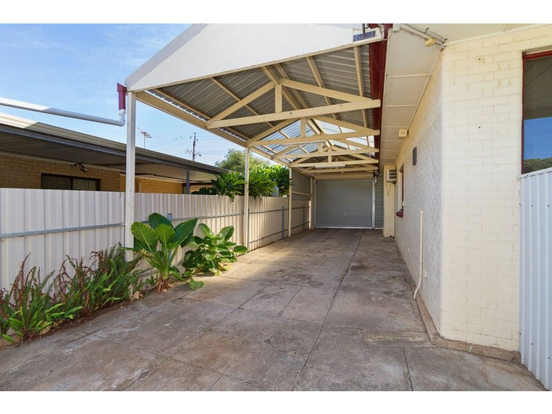 21 Windsor Avenue, Clearview SA 5085