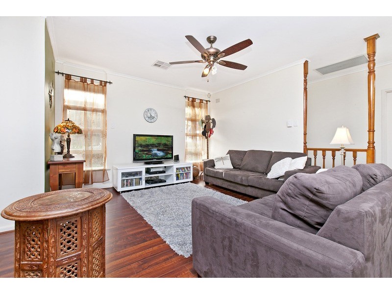 55 Salisbury Avenue, Valley View SA 5093