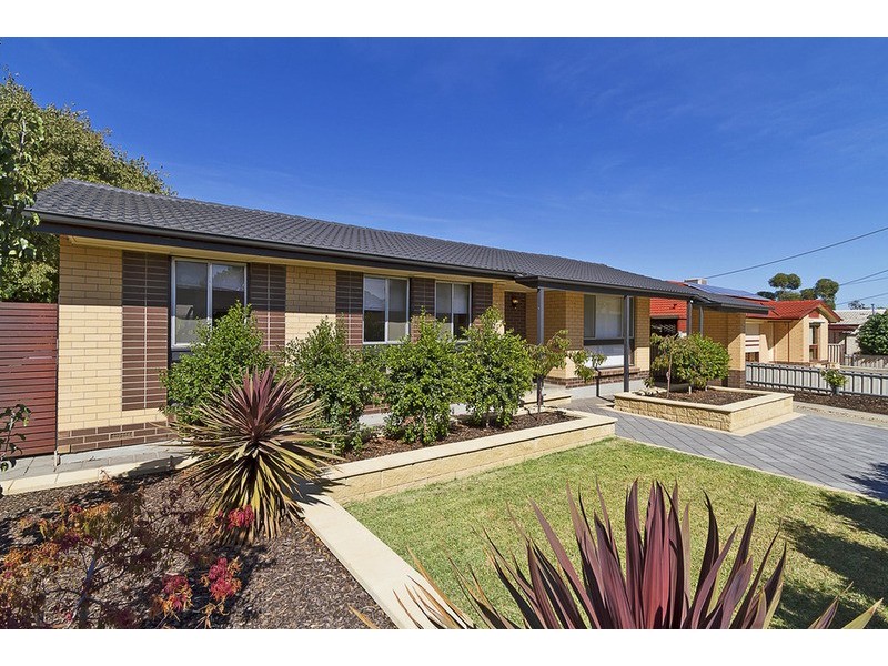 7 Bungana Avenue, Para Vista SA 5093