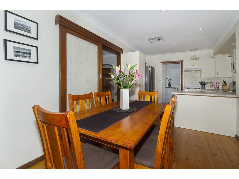 7 Bungana Avenue, Para Vista SA 5093