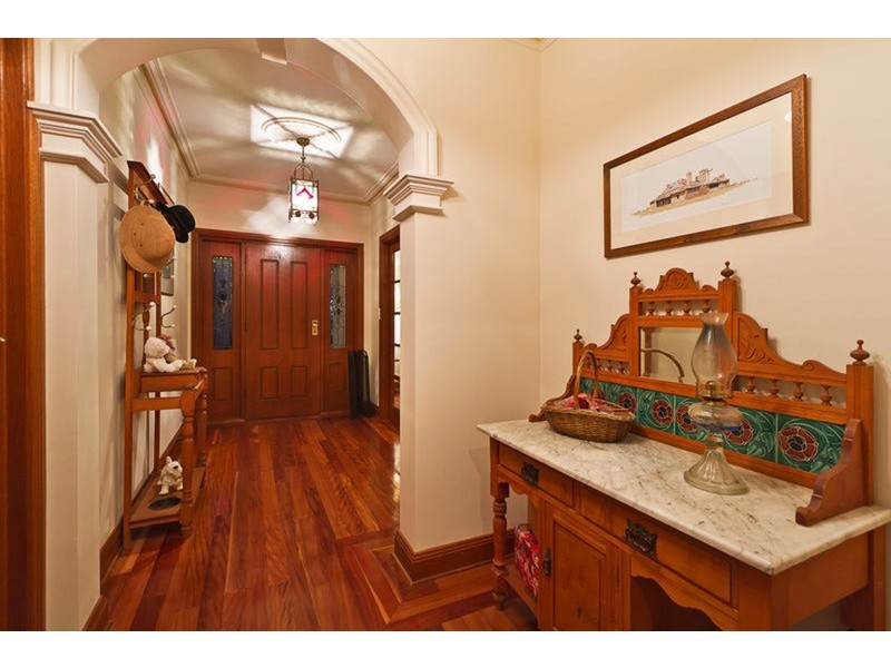 6 Trenoweth Close, Greenwith SA 5125