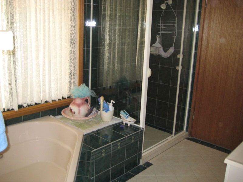 2 Oval Avenue, Warooka SA 5577