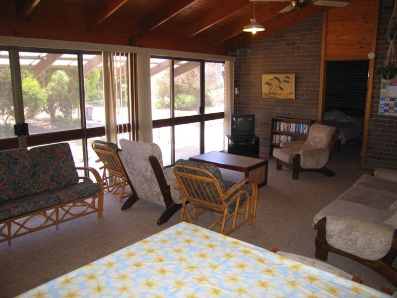8 Sheoak Road, The Pines SA 5575