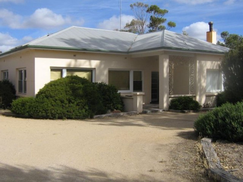 4 First Street, Minlaton SA 5575