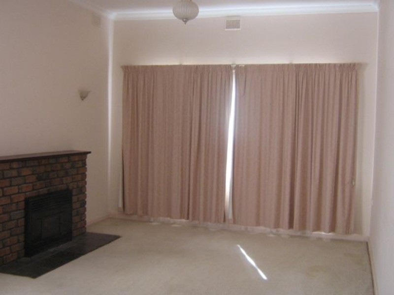 4 First Street, Minlaton SA 5575