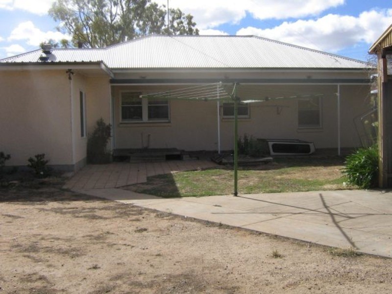 4 First Street, Minlaton SA 5575