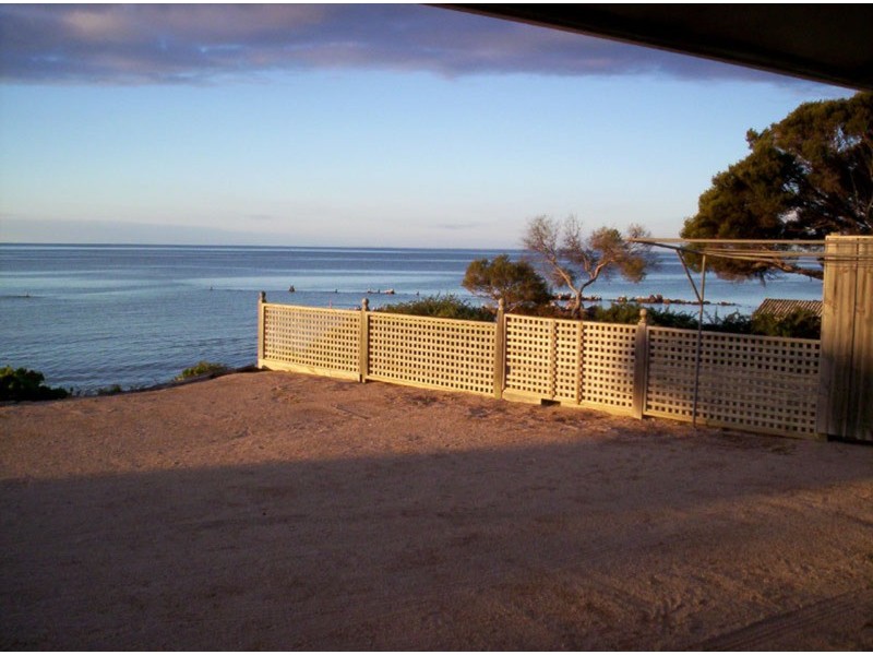 343 North Coast Road S.y.p., Point Souttar SA 5575