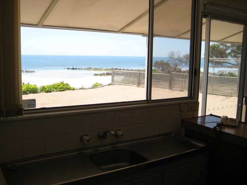 343 North Coast Road S.y.p., Point Souttar SA 5575