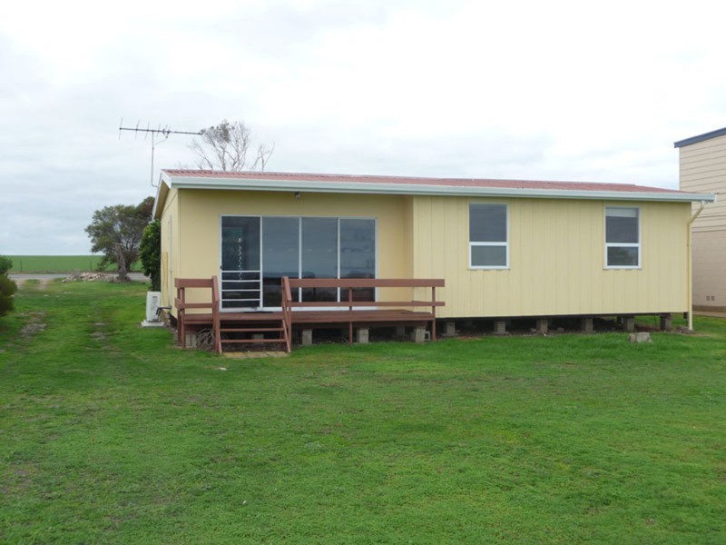 16 Hickeys Drive, Coobowie SA 5583