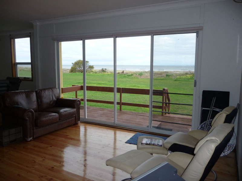 16 Hickeys Drive, Coobowie SA 5583