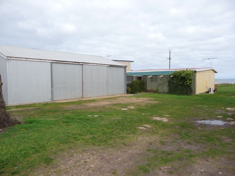 16 Hickeys Drive, Coobowie SA 5583