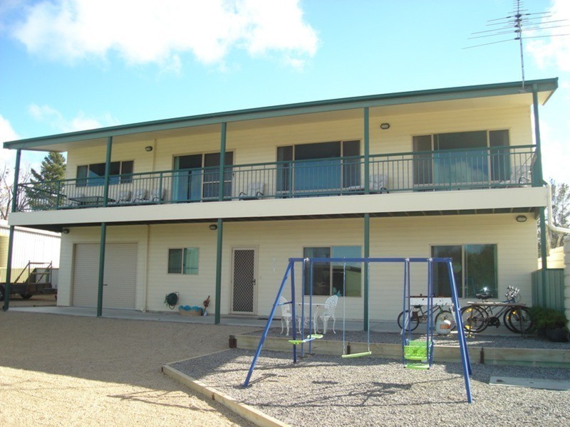 11 Moorara Way, Port Julia SA 5575