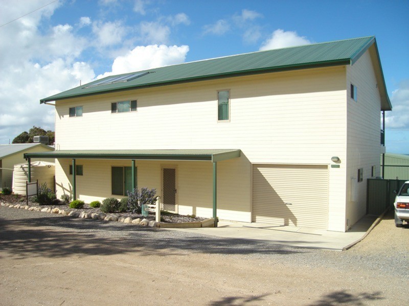 11 Moorara Way, Port Julia SA 5575