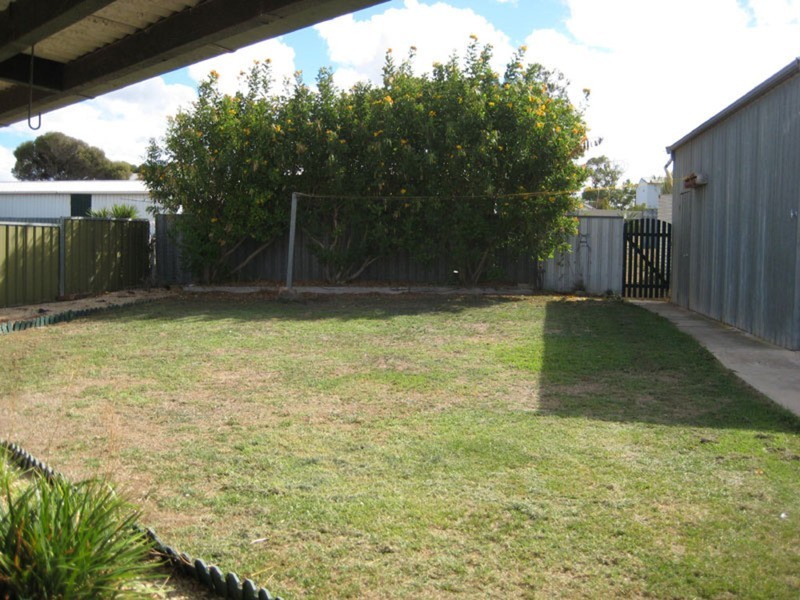 19 McKenzie Avenue, Warooka SA 5577