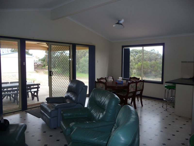 48 Fifth Street, Wool Bay SA 5575