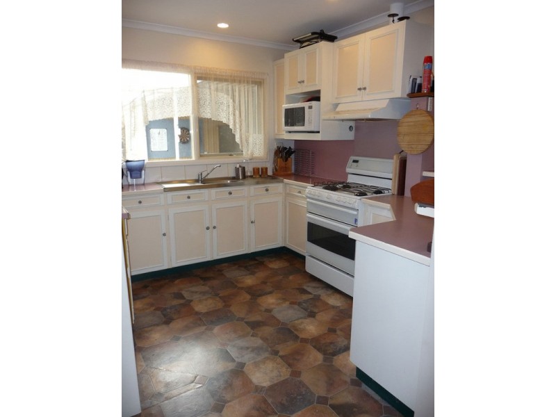 7 Anstey Terrace, Coobowie SA 5583