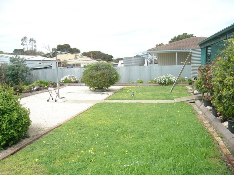 28 Tilbrook Avenue, Minlaton SA 5575