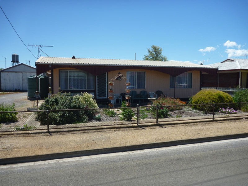 18 Elizabeth Street, Yorketown SA 5576