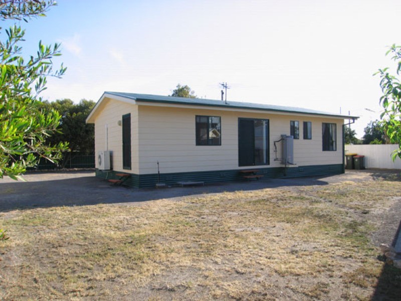 2 Fowler Street, Coobowie SA 5583