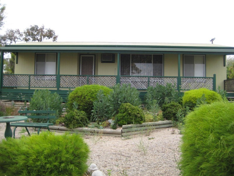 16 McKenzie Avenue, Warooka SA 5577