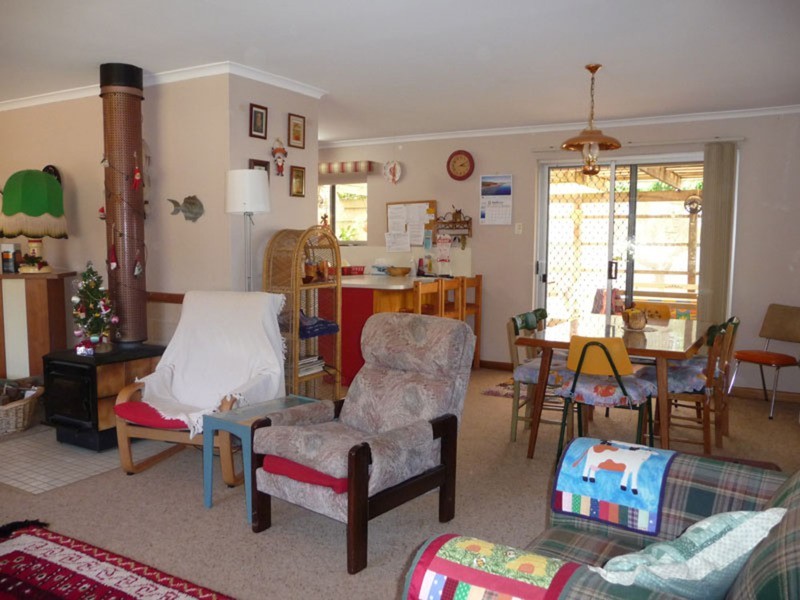 10 Third Street, Wool Bay SA 5575