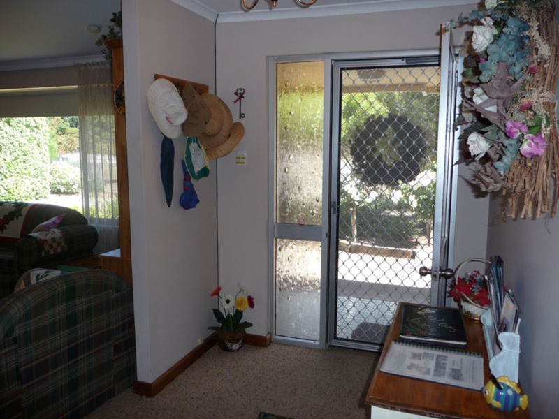 10 Third Street, Wool Bay SA 5575