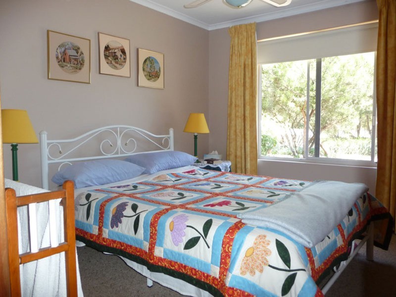 10 Third Street, Wool Bay SA 5575