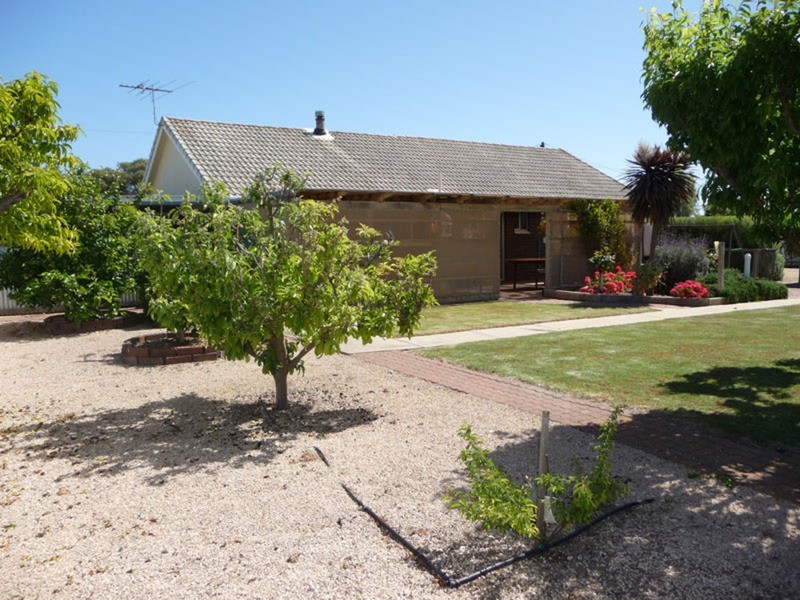 10 Third Street, Wool Bay SA 5575