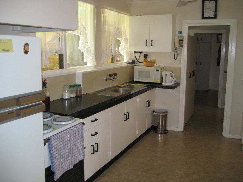 102 Bayview Road, Point Turton SA 5575