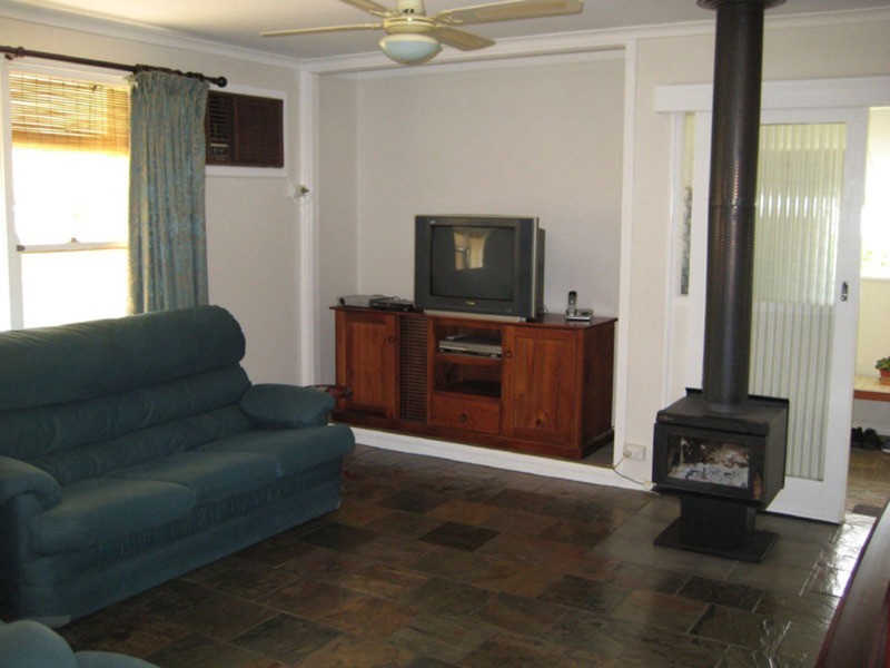 102 Bayview Road, Point Turton SA 5575