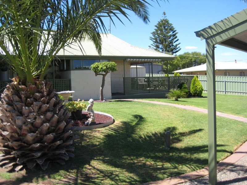 102 Bayview Road, Point Turton SA 5575