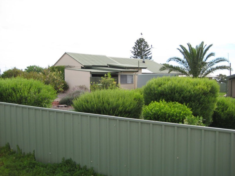 102 Bayview Road, Point Turton SA 5575