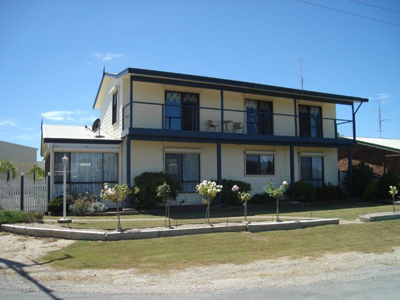 30 Esplanade, Hardwicke Bay SA 5575