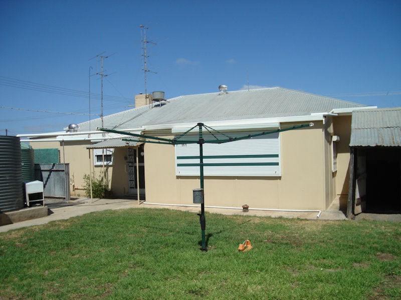 4 Eighth Street, Minlaton SA 5575