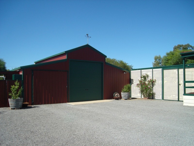 10 Depot Road, Minlaton SA 5575