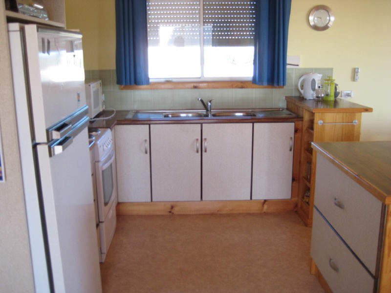 5 Clipper Court, Point Turton SA 5575