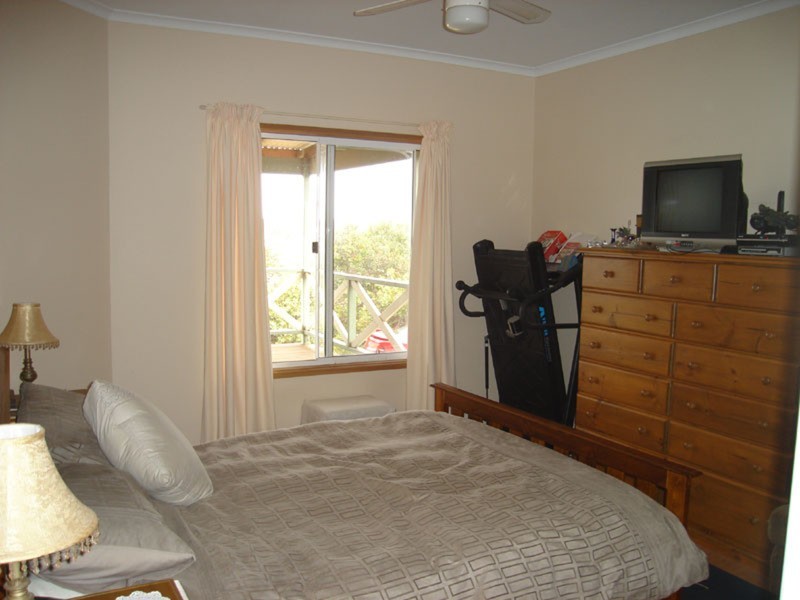 17 Esther Lane, Port Julia SA 5575